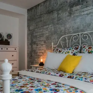 Folk By Anne & Apartament
